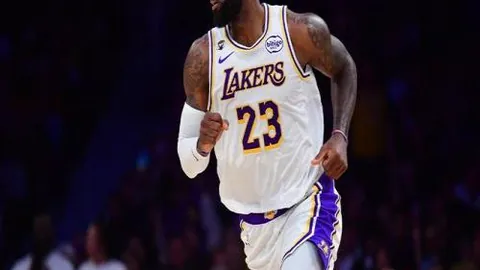 土超巅峰对决：加拉塔萨雷VS费内巴切，预测分析，实力旗鼓相当，精彩一战在即